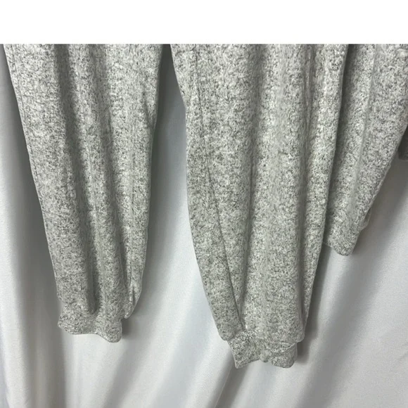 Fornia Loungewear Gray Set Multiple Sizes Available Brand New - Picture 10 of 12